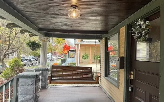 1930 Brainard Ave Cleveland, OH 44109