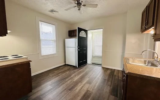 2034 W 44th St #Up, Cleveland, OH 44113