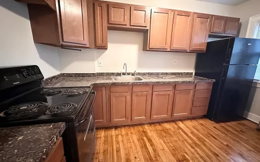 6804 W Clinton Ave APT 3, Cleveland, OH 44102