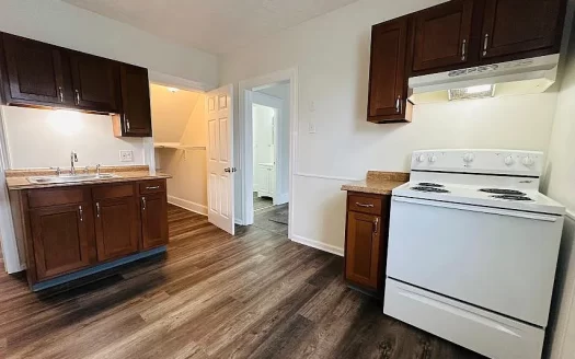 2034 W 44th St #Up, Cleveland, OH 44113