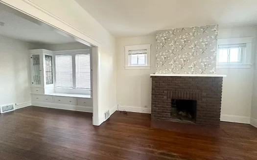 3324 Bosworth Rd Unit 3, Cleveland, OH 44111