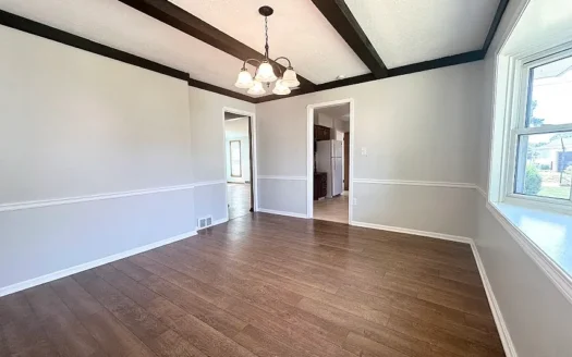 4706 Redfern Rd, Parma, OH 44134